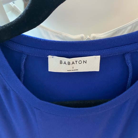 Blue cropped Babaton shirt - NWOT. Size 1 - Picture 3 of 3